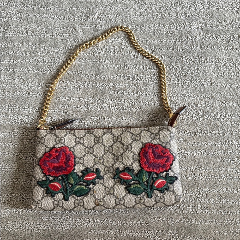 Gucci Cream and Red Floral Clutch